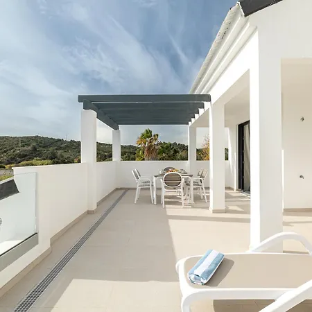 Apartment Seaside Serenity